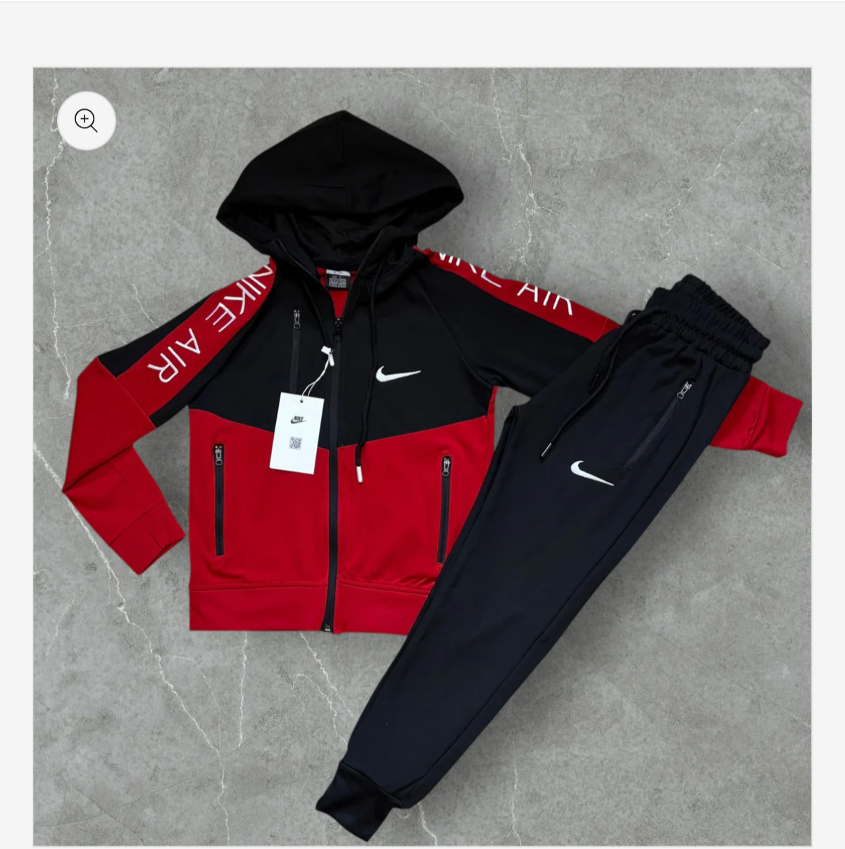 Trening Nike copii +un cadou surpriza