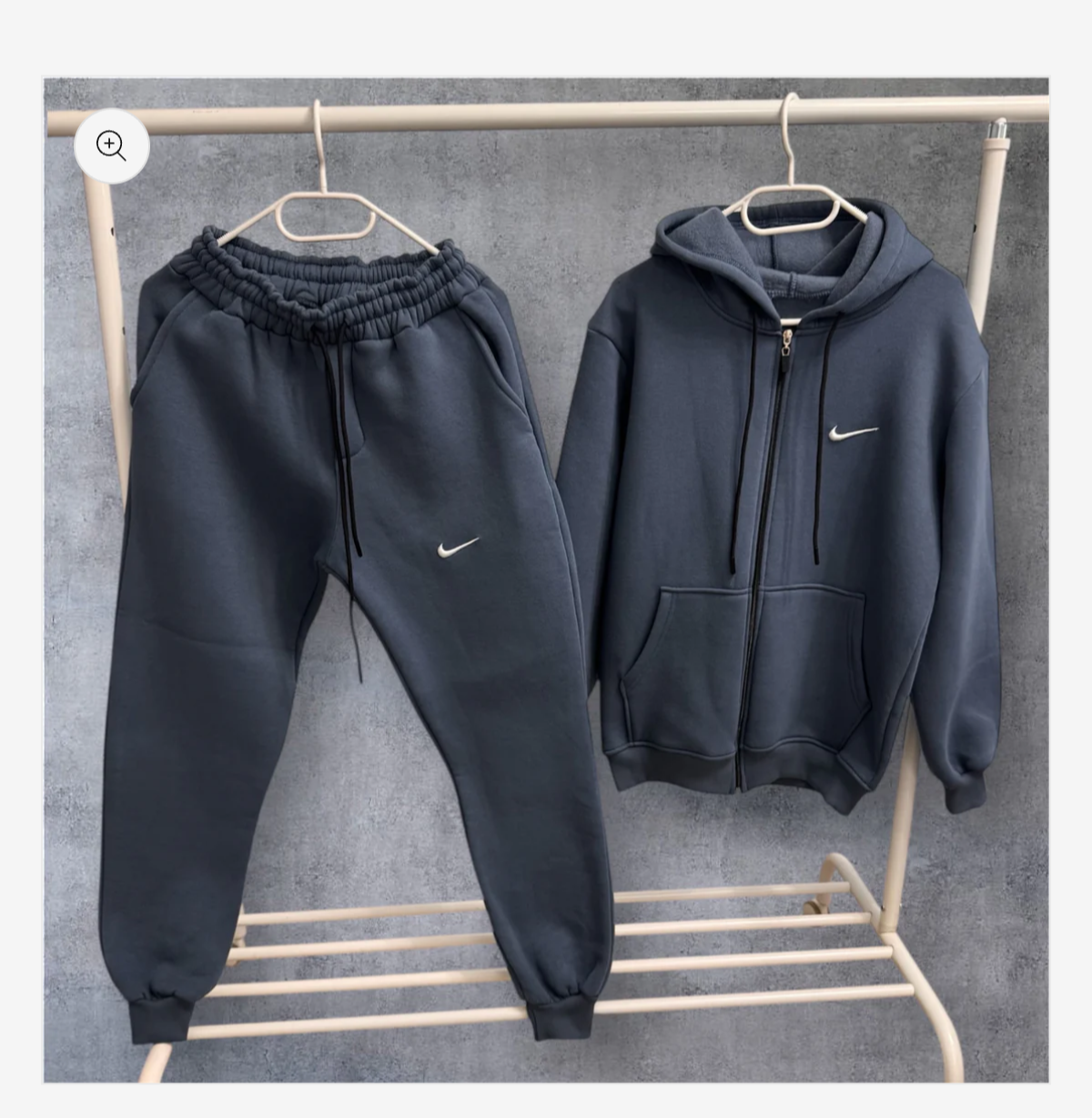 Trening Nike vatuit+un cadou surpriza